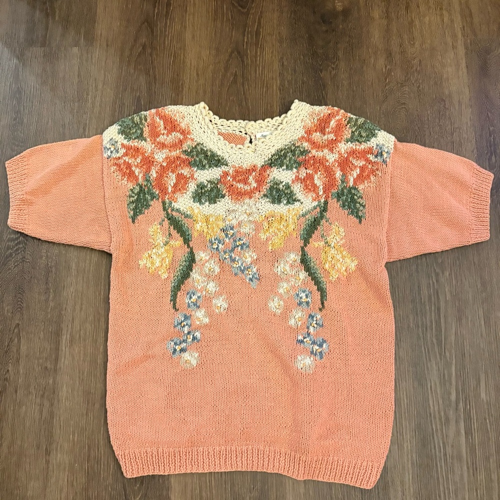 Vintage 90s Retro Hand Knit Pink Cottagecore Floral Sweater Size M Soft GUC
